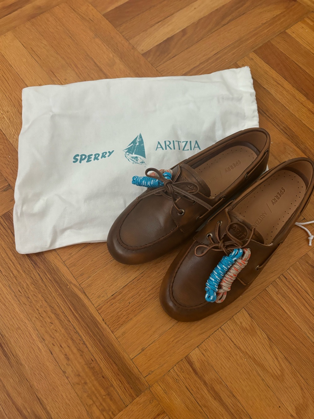 Sperry Brown Leather Boat Shoes with Blue & Cream Lanyards
